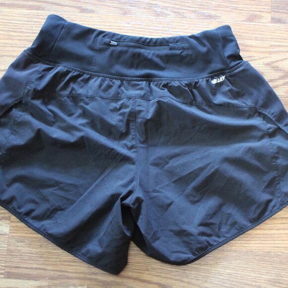 Bundle of 2 New Balance Impact Running Shorts - Picture 4 of 4